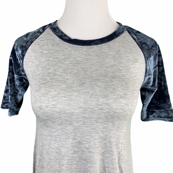 Navy/Gray Crushed Velvet Short Sleeve Tee - Picture 4 of 8
